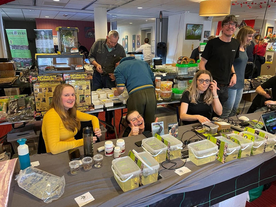 Aquarium Mentor stand